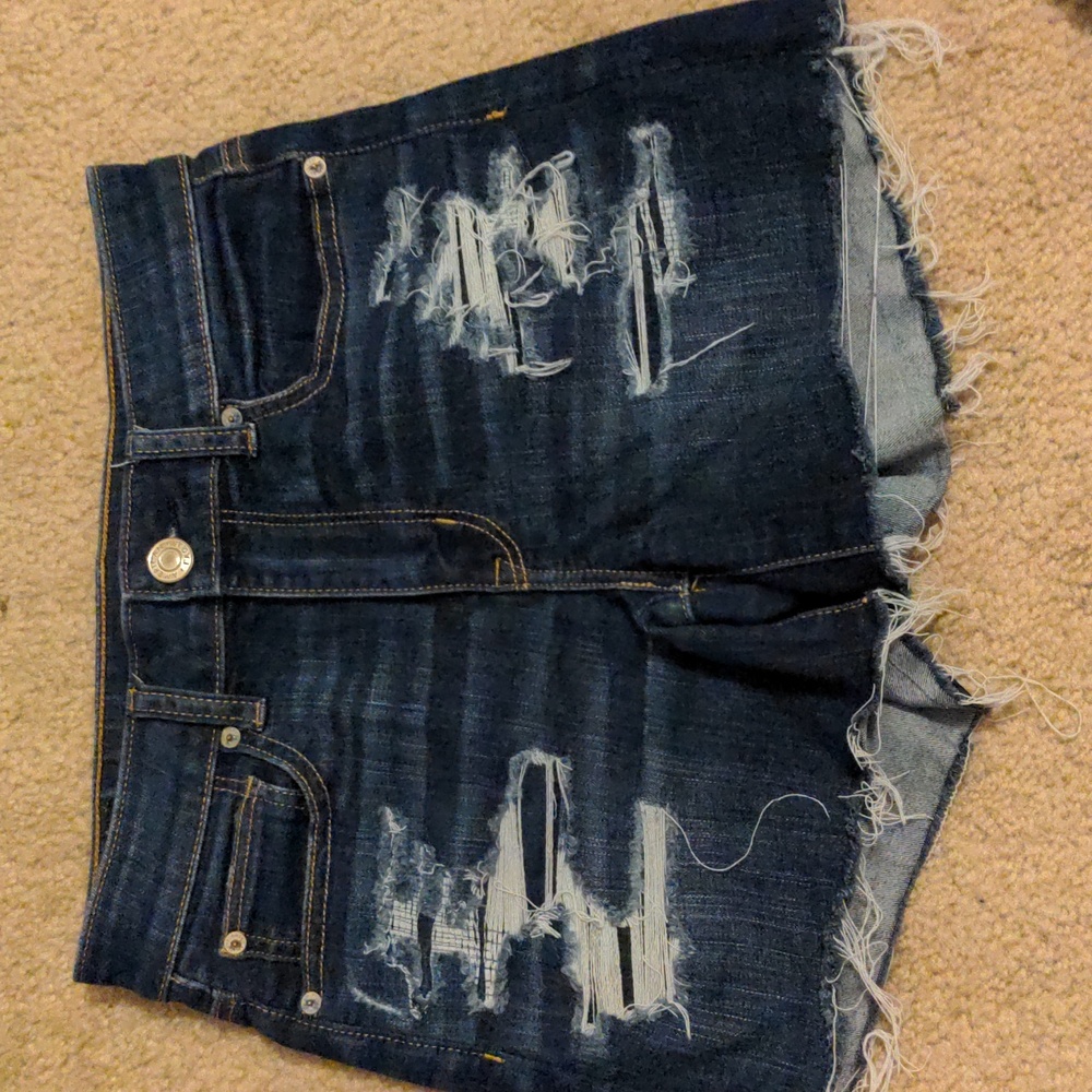 American eagle dark wash cut off jean shorts size 2